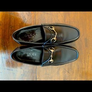 Men’s Gucci loafers. Size 10D.